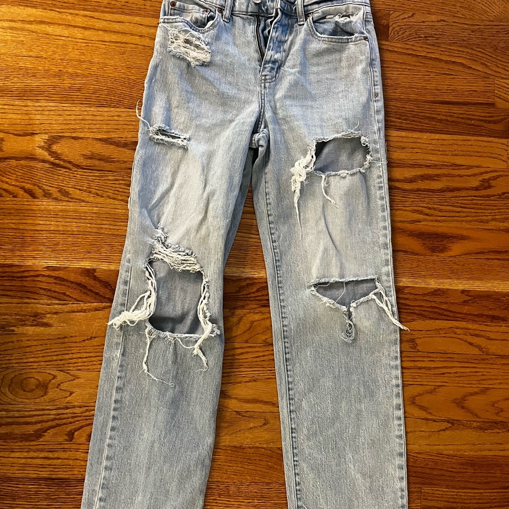Daze Distressed Light Blue Women's Jeans size 24